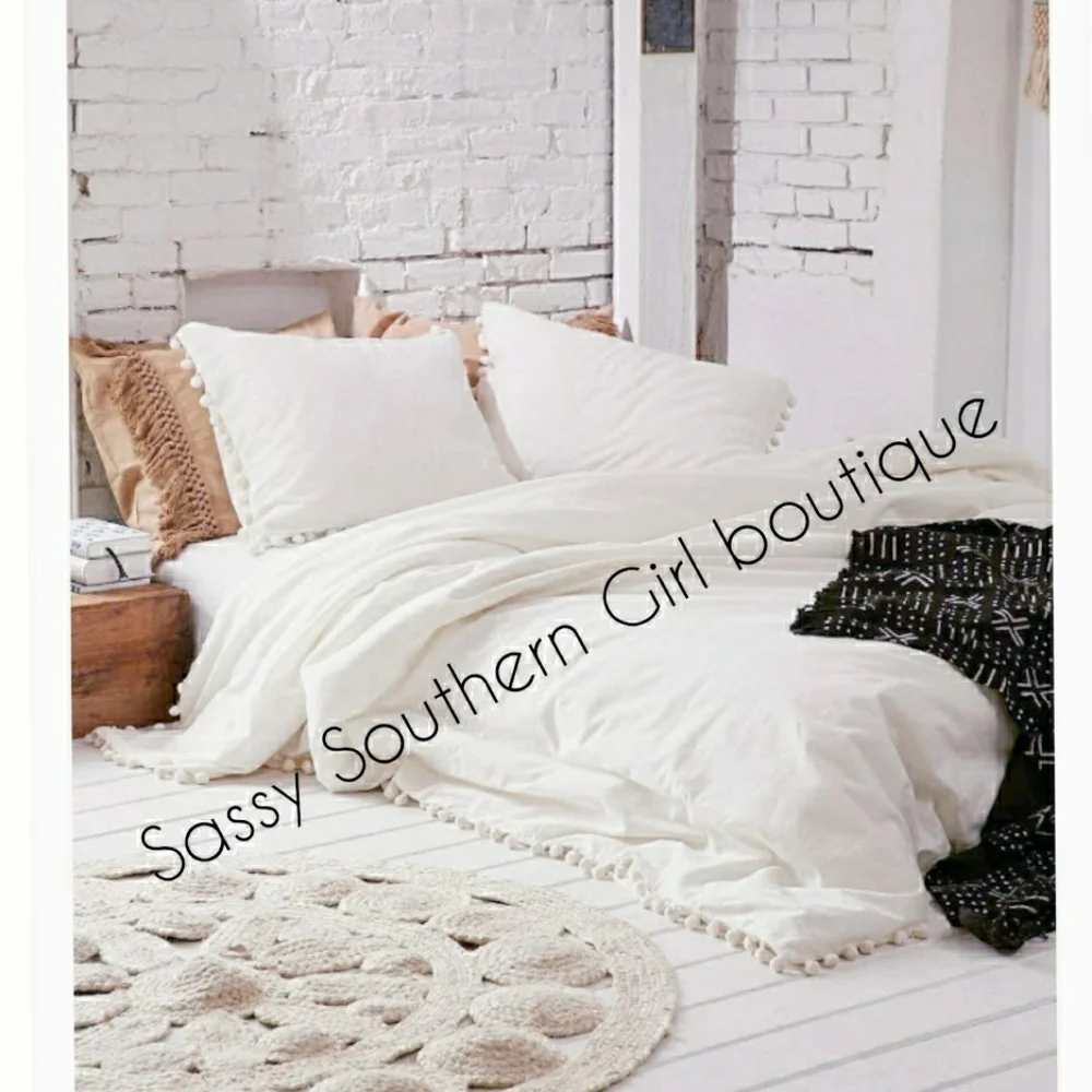 ⭐🆕White washed pom pom duvet cover set